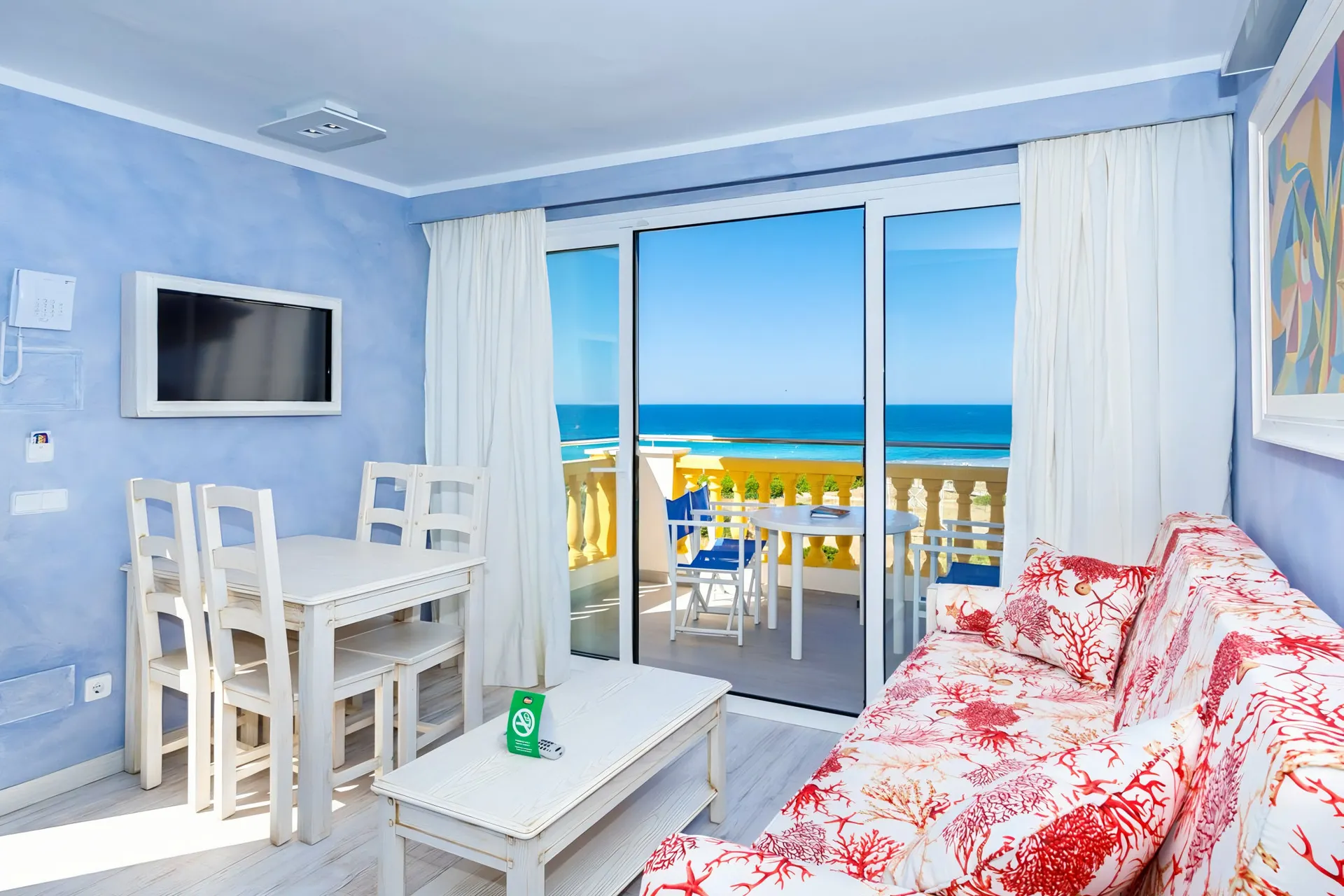 Royal Son Bou Family Club