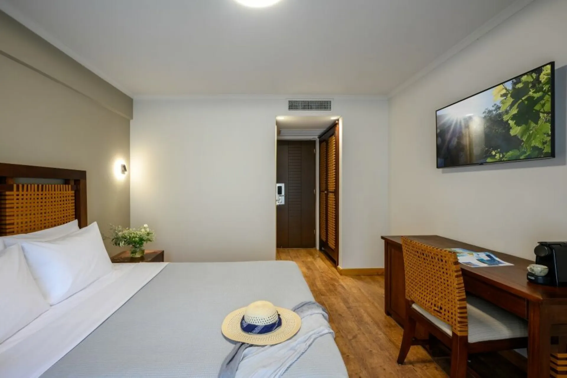 Elisso Hotel - Doppelzimmer Deluxe