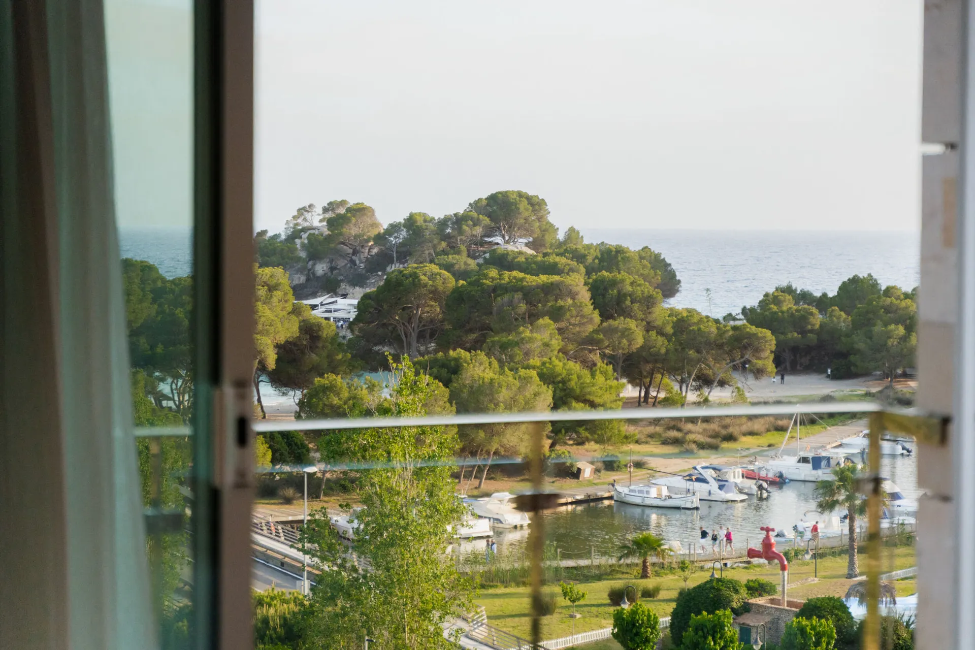 Minura Cala Galdana- Doppelzimmer seitlicher Meerblick