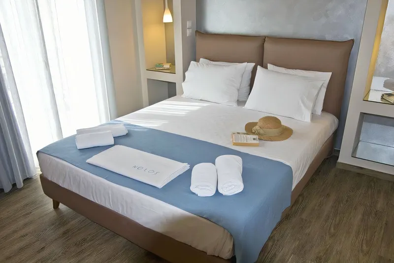 NOTOS STUDIOS  APPTS Anr Do EG