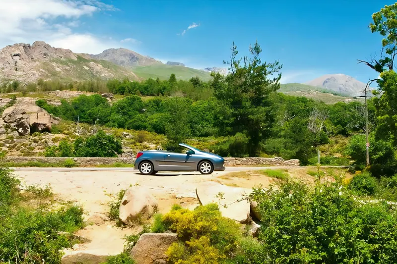 Rundreise Insel der Kontraste