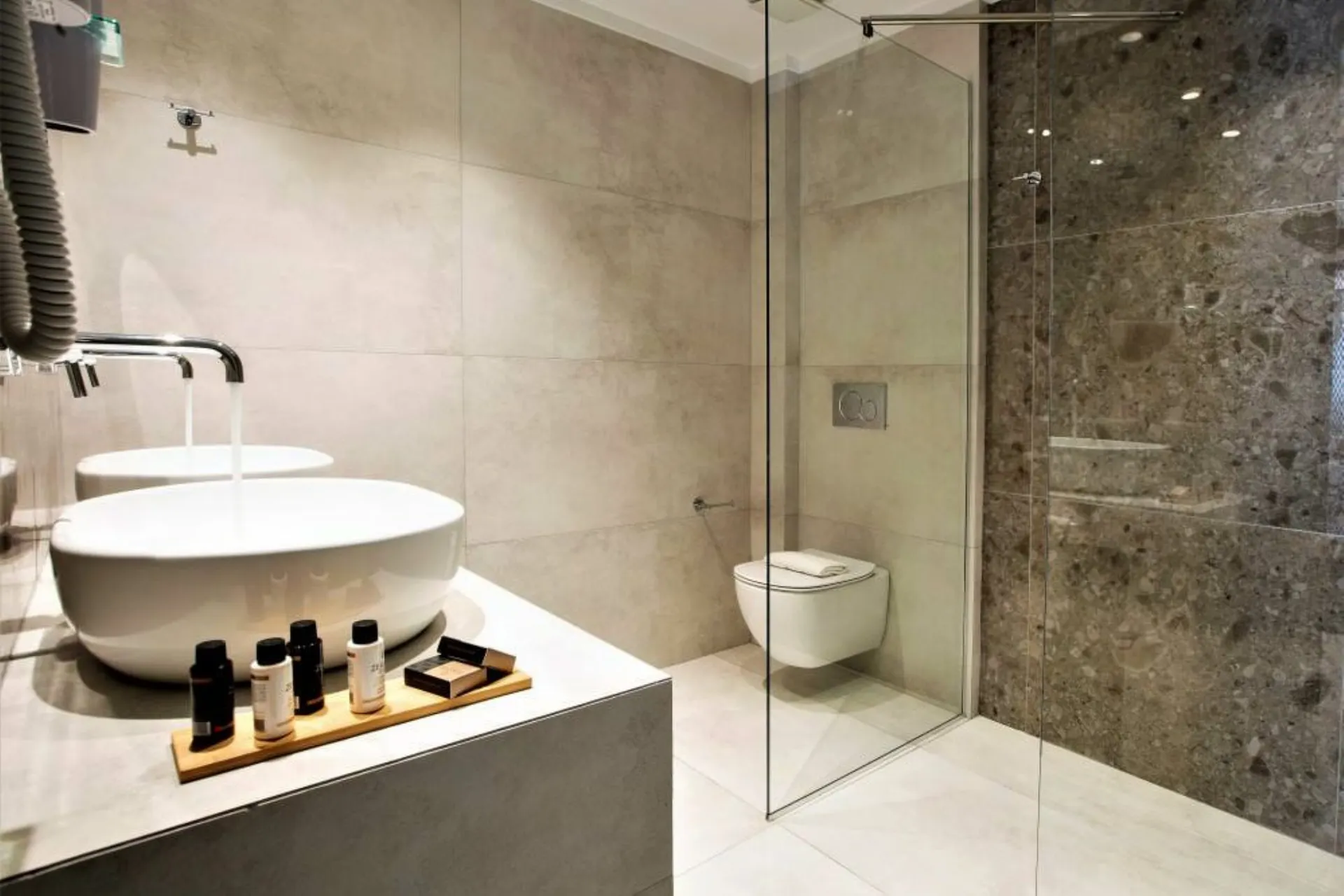 Odyssey Hotel - Studio