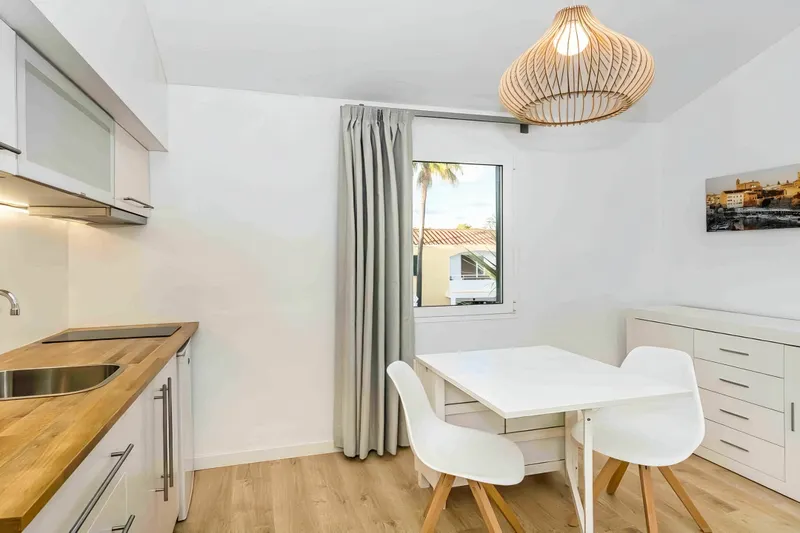 Aparthotel Cales de Ponent