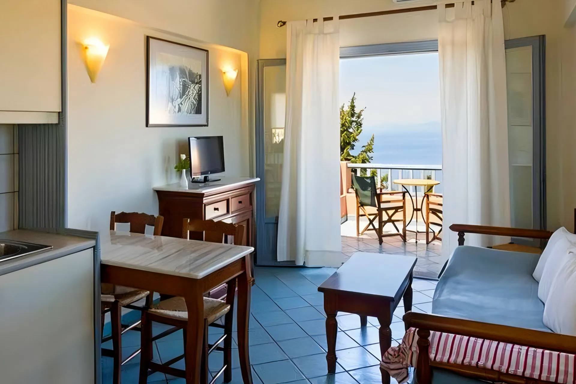 Mira Resort