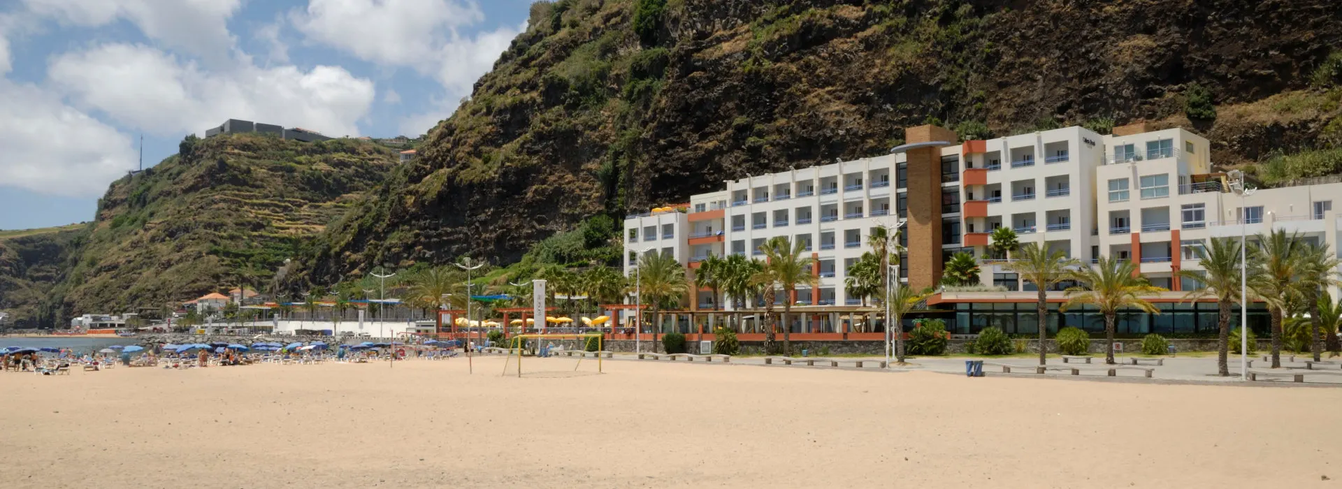 Strand von Calheta in Madeira
