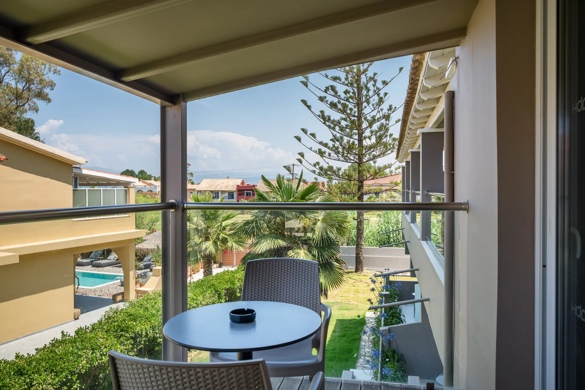 Acharavi Beach Hotel - Doppelzimmer Gartenblick