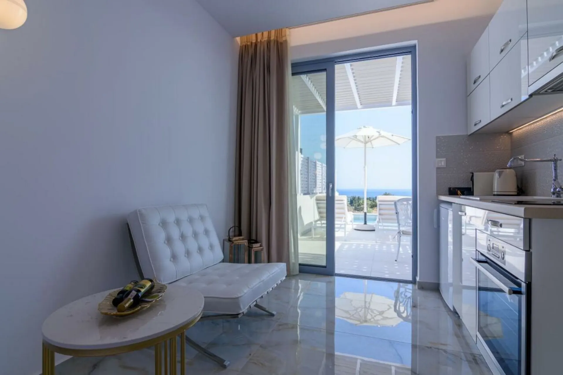 Dionysos Suites - Suite Meerblick