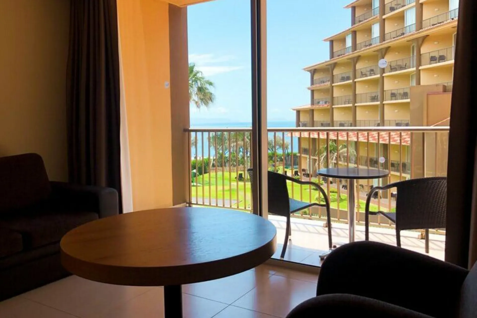 The Views Oasis - Studio seitlicher Meerblick