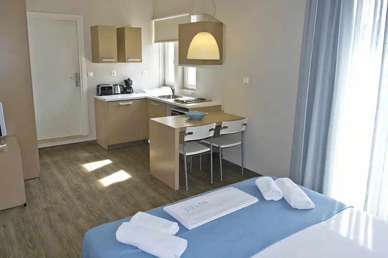 NOTOS STUDIOS  APPTS Anr Do EG