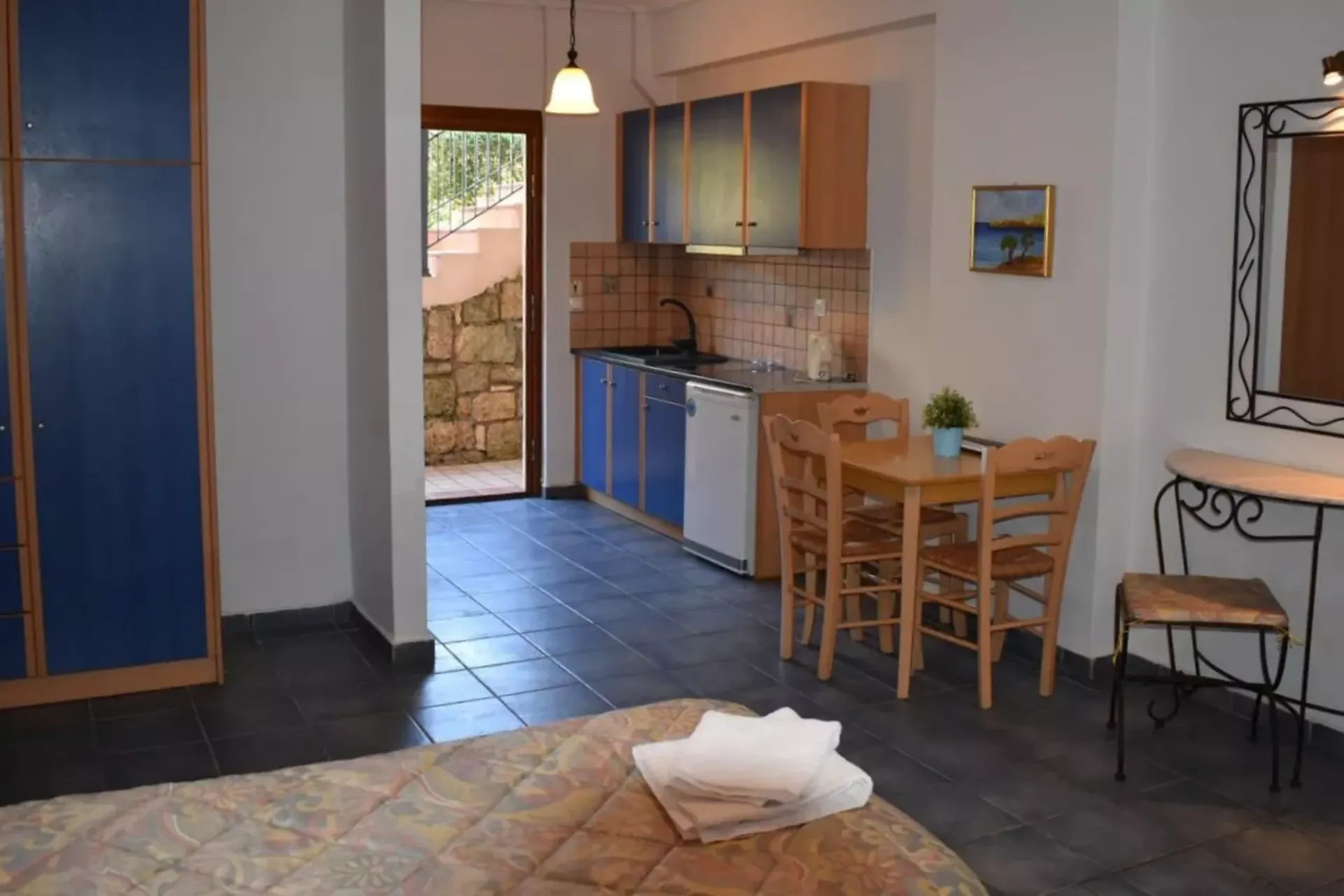 Melidron - Doppelzimmer Gartenblick