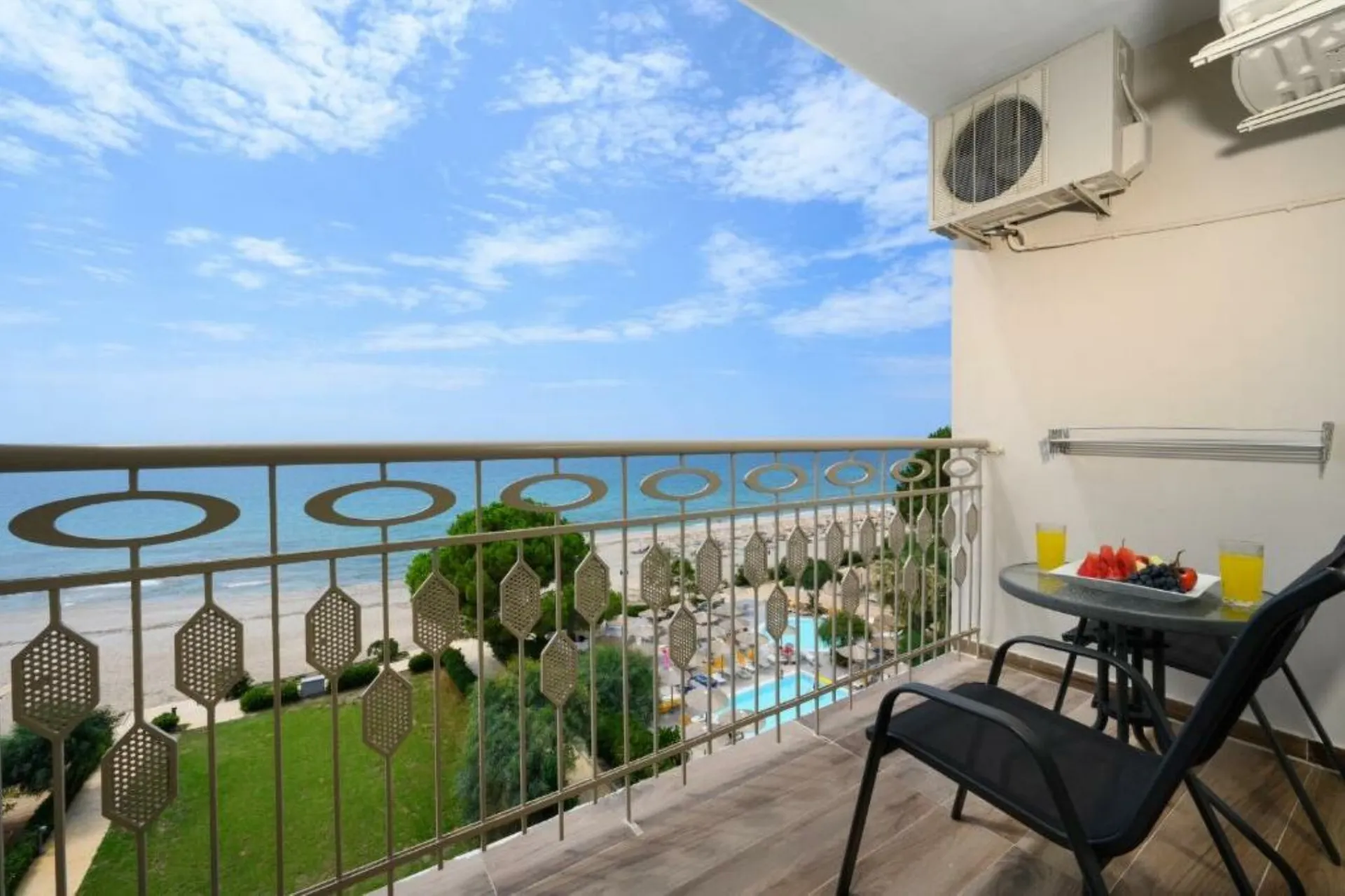 Ninos Grand Beach Hotel & Resort - Doppelzimmer Superior Meerblick