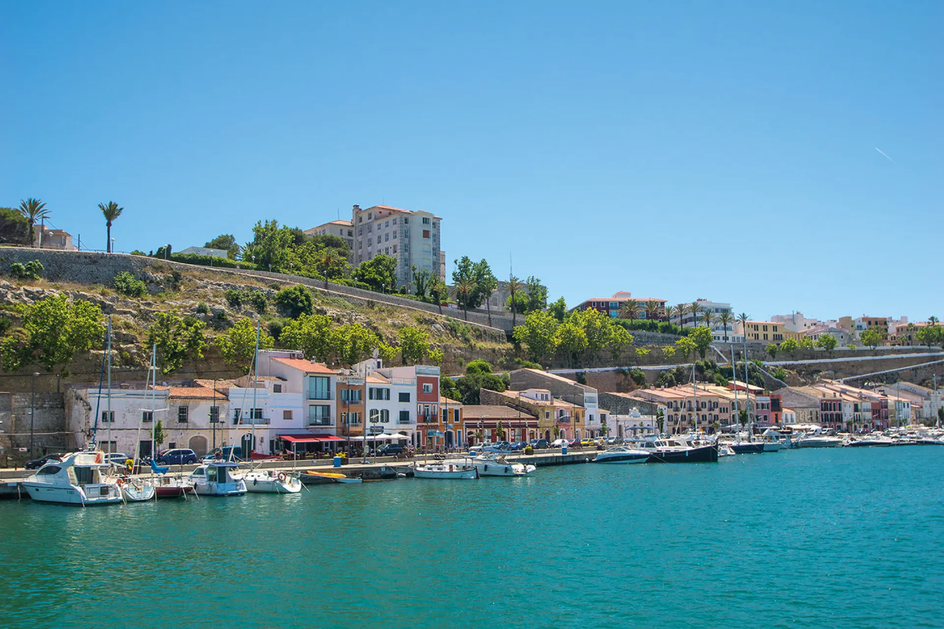 <p>Hafen, Boot, Mahon und der Südosten, Meer, Bootstour (UPLOAD_ANER)</p>