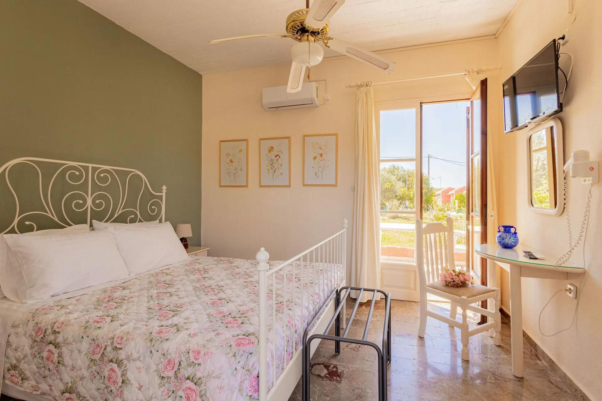 Villehardouin - Studio Gartenblick